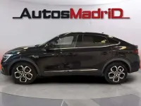 Usado Renault Arkana Zen 147 CV (108 kW) 2022 Negro SUV