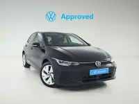Usado VW Golf VIII Life 116 CV (85 kW) 2025 Rojo Utilitario