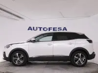 Usado Peugeot 3008 Allure 130 CV (95 kW) 2021 Blanco SUV