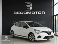 Usado Renault Clio V Techno 100 CV (73 kW) 2022 Blanco Berlina