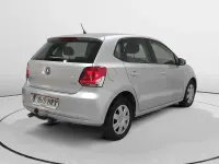Usado VW Polo Advance 90 CV (66 kW) 2013 Gris Utilitario