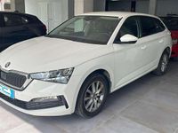 Usado Skoda Scala Ambition 95 CV (69 kW) 2022 Blanco Utilitario