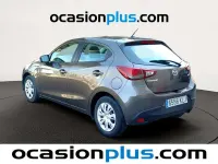 Usado Mazda 2 Style 75 CV (55 kW) 2018 Marrón Utilitario