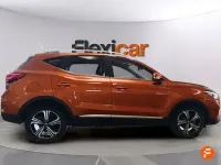 Usado MG ZS Comfort 116 CV (85 kW) 2025 Naranja SUV