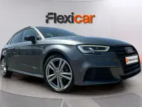 Usado Audi A3 Premium 150 CV (110 kW) 2019 Gris Berlina
