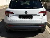 Usado Skoda Karoq Style 150 CV (110 kW) 2019 Blanco SUV