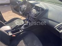 Usado Ford Focus Trend 120 CV (88 kW) 2016 Azul Familiar