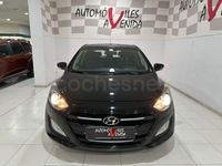 Usado Hyundai i30 100 CV (73 kW) 2015 Negro Berlina