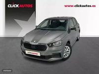 Usado Skoda Fabia Essence 80 CV (58 kW) 2025 Gris Utilitario