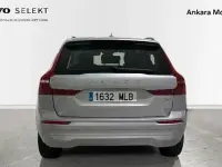 Käytetty Volvo XC60 Core 197 HP (144 kW) 2023 Hopea Katumaasturi