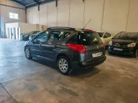 Usado Peugeot 207 90 CV (66 kW) 2008 Gris Familiar