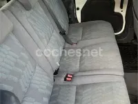 Usado Ford Tourneo Connect Trend 115 CV (84 kW) 2013 Blanco Monovolumen