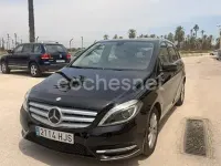 Usado Mercedes B180 109 CV (80 kW) 2013 Negro Monovolumen