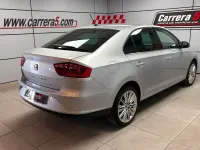Usado Seat Toledo XCELLENCE 110 CV (80 kW) 2018 Gris Utilitario