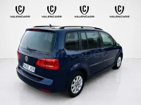Usado VW Touran Advance 105 CV (77 kW) 2015 Azul Monovolumen