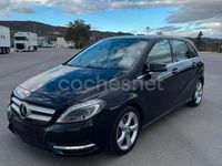 Usado Mercedes B180 109 CV (80 kW) 2013 Negro Monovolumen