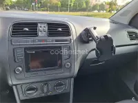 Usado VW Polo 95 CV (69 kW) 2015 Rojo Berlina
