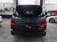 Usado SsangYong Rodius 165 CV (121 kW) 2007 Azul Monovolumen