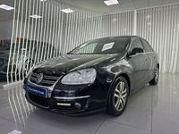 Usado VW Jetta Advance 140 CV (102 kW) 2007 Negro Berlina