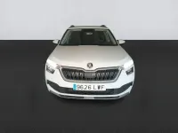 Usado Skoda Kamiq 95 CV (69 kW) 2022 Blanco SUV