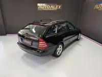 Usado Mercedes C220 Avantgarde 150 HP (110 kW) 2006 Preto Carrinha