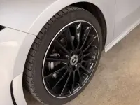 Usado Mercedes A180 116 CV (85 kW) 2023 Plateado Utilitario