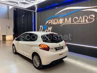 Usado Peugeot 208 Active 99 CV (72 kW) 2019 Blanco Utilitario