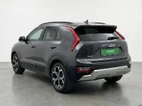 Usado Kia Niro 141 CV (103 kW) 2023 Gris SUV