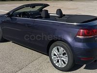 Usado VW Golf Cabriolet 160 CV (117 kW) 2014 Violeta / lila Descapotable