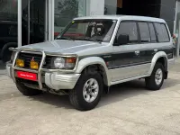 Usado Mitsubishi Montero 150 CV (110 kW) 1994 Beige SUV
