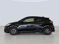 Usado Toyota Yaris 280 CV (205 kW) 2025 Negro Utilitario