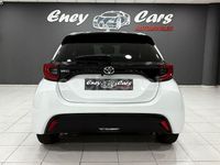 Usado Toyota Yaris 125 CV (91 kW) 2024 Blanco Berlina