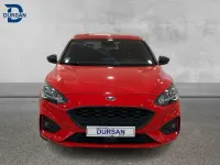 Usado Ford Focus ST-Line 125 CV (91 kW) 2021 Rojo Berlina