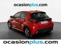 Usado Toyota Yaris Hybrid Active 116 CV (85 kW) 2024 Rojo Utilitario