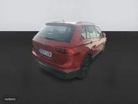 Usado VW Tiguan Life 150 CV (110 kW) 2022 Rojo SUV