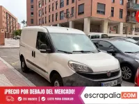 Usado Fiat Doblò 79 CV (58 kW) 2015 Blanco Monovolumen