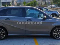 Usado Mercedes B200 136 CV (100 kW) 2017 Gris / plata Utilitario