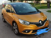 Usado Renault Scénic III Edition One 110 CV (80 kW) 2017 Naranja Monovolumen