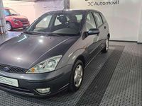 Usado Ford Focus Ambiente 99 CV (72 kW) 2004 Gris Berlina