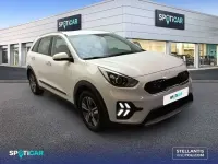 Usado Kia Niro 141 CV (103 kW) 2022 Blanco SUV