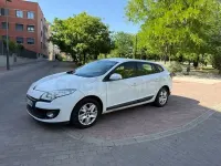 Usado Renault Mégane GrandTour Business 110 CV (80 kW) 2014 Blanco Familiar