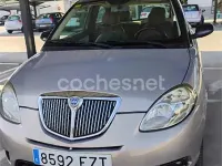 Usado Lancia Ypsilon 90 CV (66 kW) 2008 Beige Utilitario