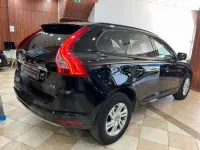 Usado Volvo XC60 Momentum 150 CV (110 kW) 2017 Negro SUV