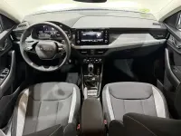 Usado Skoda Scala Selection 116 CV (85 kW) 2025 Azul Utilitario
