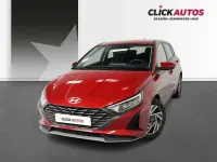 Usado Hyundai i20 80 CV (58 kW) 2025 Rojo Utilitario