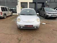 Usado VW New Beetle 90 CV (66 kW) 2002 Gris / plata Utilitario