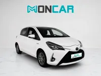 Usado Toyota Yaris Active 100 CV (73 kW) 2016 Blanco