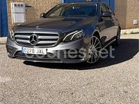 Usado Mercedes E220 194 CV (142 kW) 2017 Gris / plata Berlina
