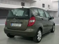 Usado Mercedes A180 Exclusive 109 CV (80 kW) 2010 Marrón Monovolumen