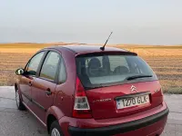 Usado Citroën C3 Furio 61 CV (44 kW) 2009 Granate Berlina